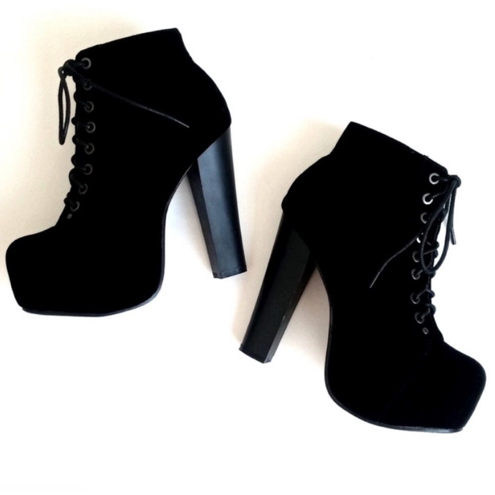 Delicacy Women’s Black Velvet Lace Up Hidden Platform Ankle Heeled Boots 7